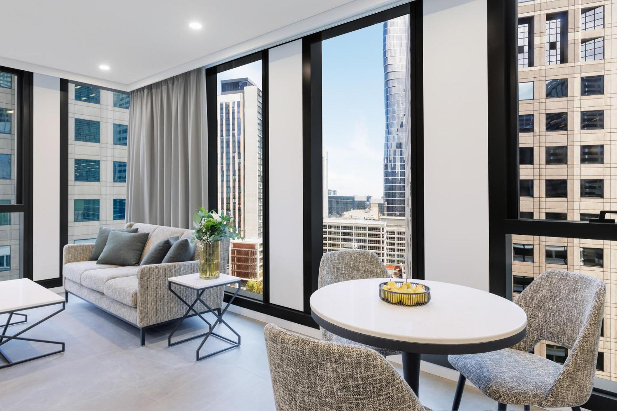 Meriton Suites Melbourne Ngoại thất bức ảnh The interior of a typical apartment